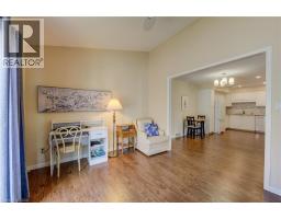 20 EDWIN Crescent - 29