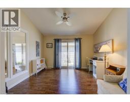 20 EDWIN Crescent - 5