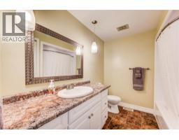 88 WESTWOOD Drive - 23