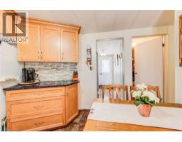 21 FAIRVIEW Crescent - 18