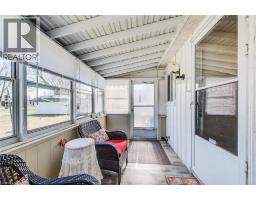 21 FAIRVIEW Crescent - 21