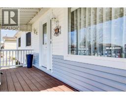 21 FAIRVIEW Crescent - 3