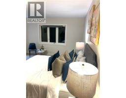 570 LINDEN Drive UnitNo. 3 - 17