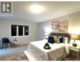 570 LINDEN Drive UnitNo. 3 - 18