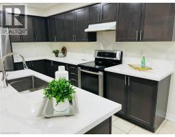 570 LINDEN Drive UnitNo. 3 - 9