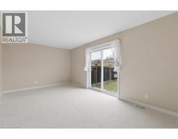 70 CURZON Crescent - 14