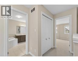 70 CURZON Crescent - 17