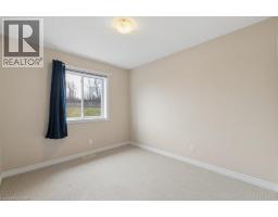 70 CURZON Crescent - 24