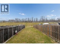 70 CURZON Crescent - 30