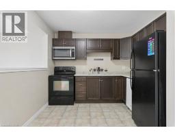 70 CURZON Crescent - 8