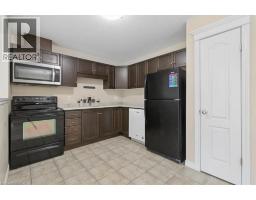 70 CURZON Crescent - 9