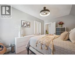 101 WELLINGTON SOUTH - 22