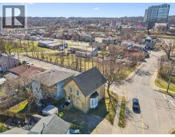 101 WELLINGTON SOUTH - 29