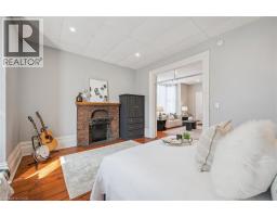 101 WELLINGTON SOUTH - 8