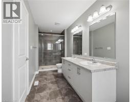 54 BANK SWALLOW Crescent - 31