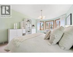 605 STONEBURY Crescent - 30