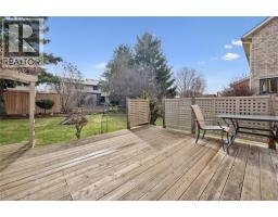 605 STONEBURY Crescent - 34