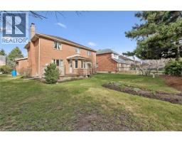605 STONEBURY Crescent - 40