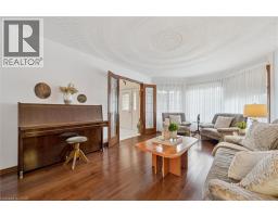 605 STONEBURY Crescent - 6