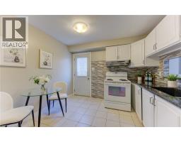 184 SILVER ASPEN Crescent - 11