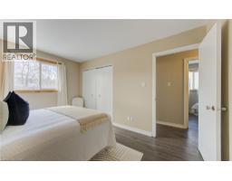 184 SILVER ASPEN Crescent - 13