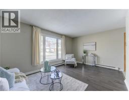 184 SILVER ASPEN Crescent - 6