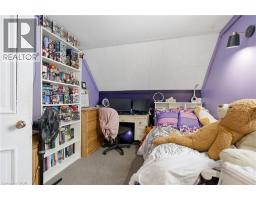 43 MAIN Street N - 13