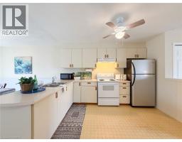 99 WELLINGTON Street - 14