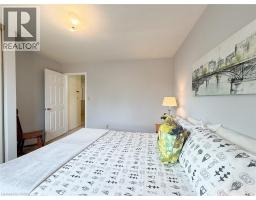 99 WELLINGTON Street - 26