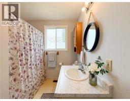 99 WELLINGTON Street - 27