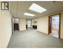 99 WELLINGTON Street - 28