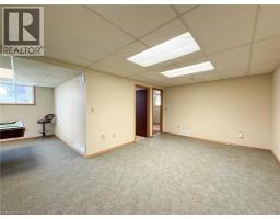 99 WELLINGTON Street - 29