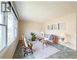 99 WELLINGTON Street - 9