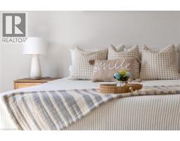 341 ZELLER Drive - 27