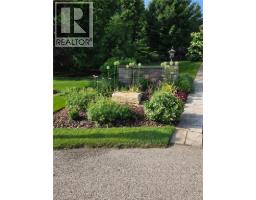 224 OREGON Court - 3