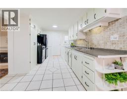 31 CHURCH Street W - 17