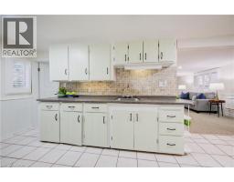 31 CHURCH Street W - 18