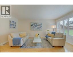 28 WISTERIA Court - 21