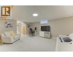 28 WISTERIA Court - 37