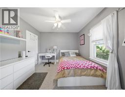 322 HILLCREST Road - 19