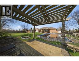 322 HILLCREST Road - 33