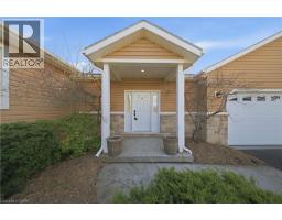 322 HILLCREST Road - 43