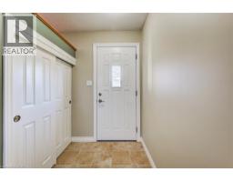 60 RIVERSIDE Drive W - 6