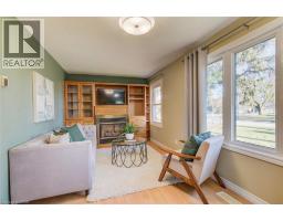 60 RIVERSIDE Drive W - 9