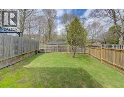 64 WALTER PERRY Place - 40