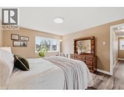 143 ST JEROME Crescent - 20