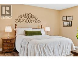 143 ST JEROME Crescent - 29