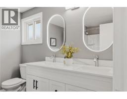 143 ST JEROME Crescent - 5