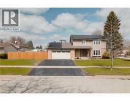 143 ST JEROME Crescent - 7