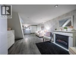 70 BERKLEY Crescent - 28